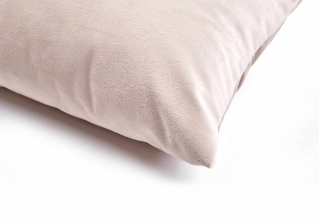 Декоративная подушка в цвете обивки