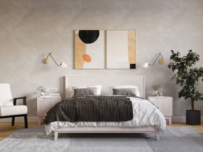 Кровать Tempo из массива дерева с высокими ножками