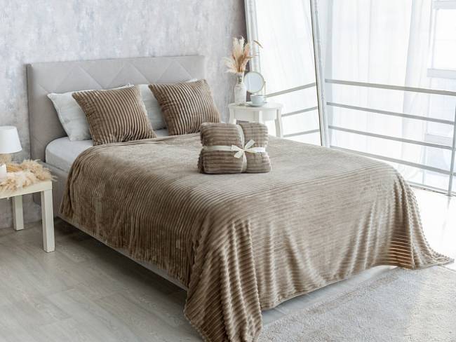 Чехол Soft Stripe на декоративную подушку Кьянти