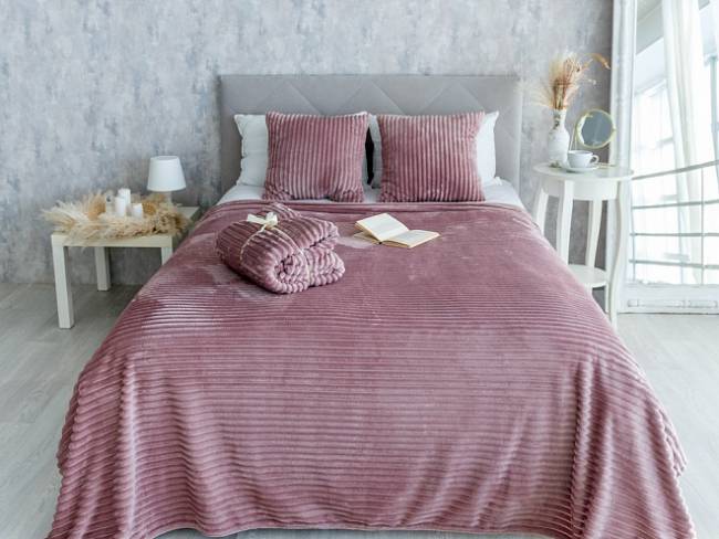 Чехол Soft Stripe на декоративную подушку Кьянти